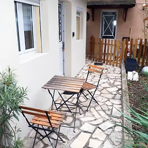 https://cosy-chesterfield.fr-paris.fr
